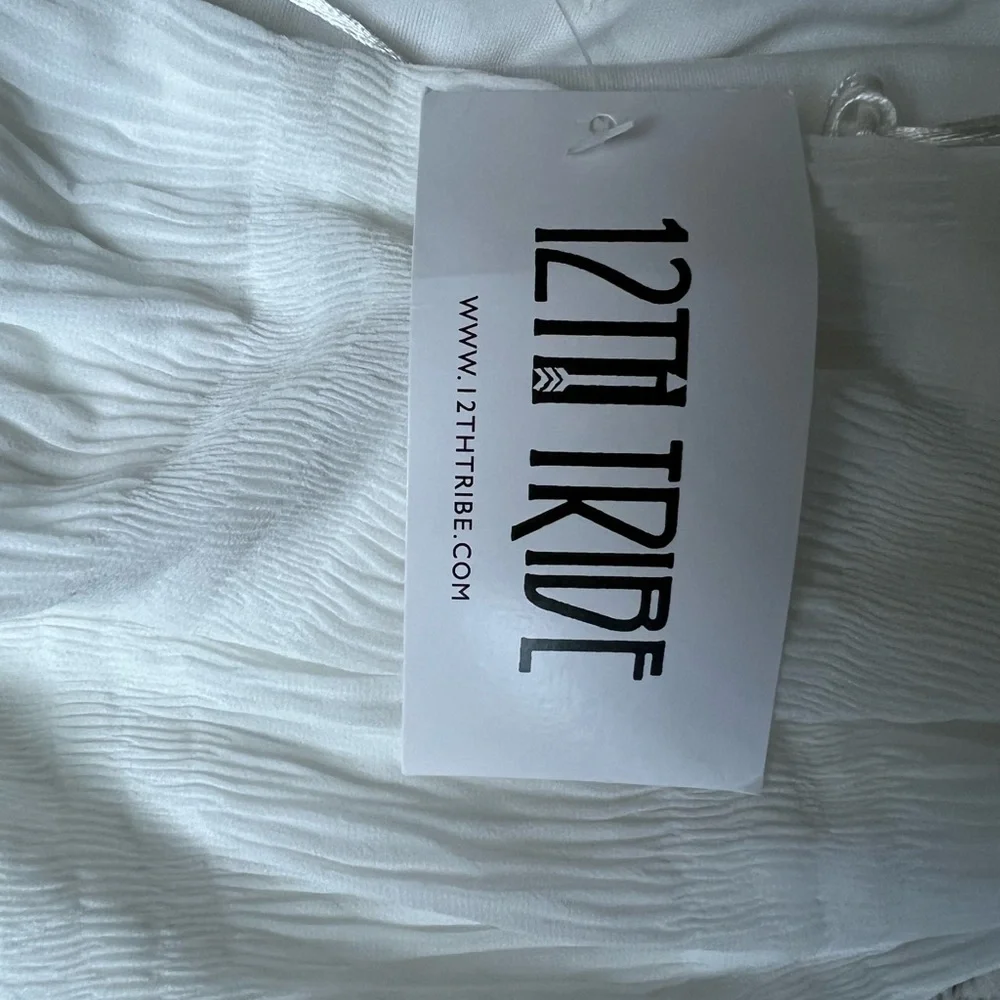 12th Tribe White Open Back Dress - Picture 6 of 6